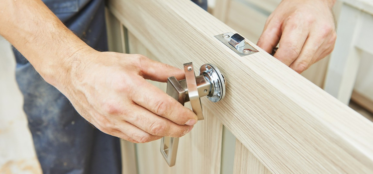 interior door repair Florida Ridge