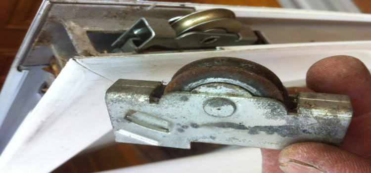 screen door roller repair in Florida Ridge